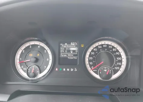 2021 Ram 1500 Classic Tradesman 4X2 5'7 Box z USA, uszkodzony, nr VIN 3C6RR6KT5MG713976